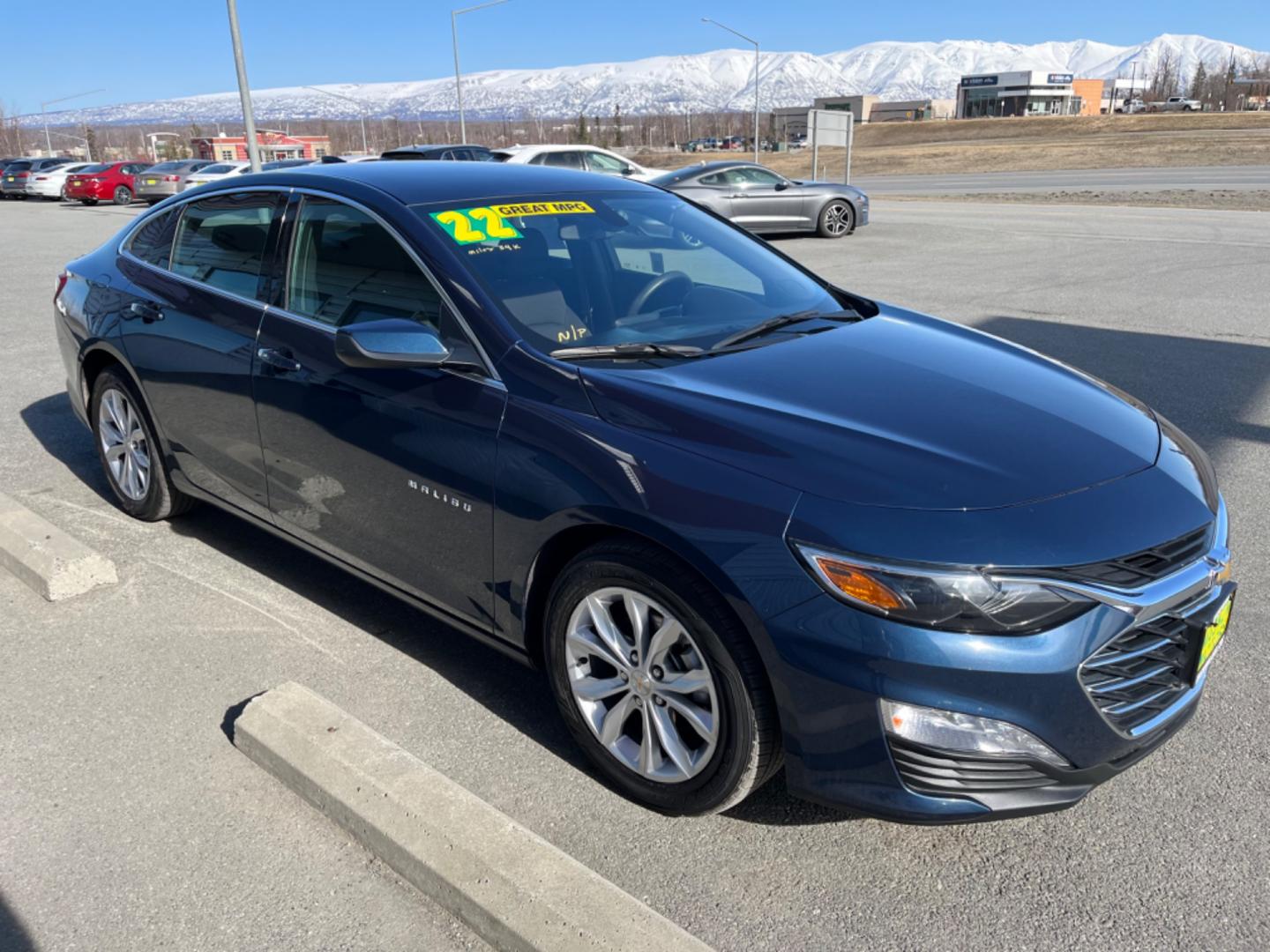 2022 BLUE /Black CHEVROLET MALIBU LT (1G1ZD5ST7NF) with an 1.5L engine, Continuously Variable transmission, located at 1960 Industrial Drive, Wasilla, 99654, (907) 274-2277, 61.573475, -149.400146 - Photo#4